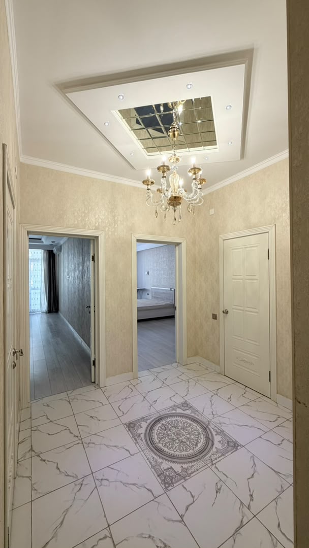 Элитка, 3 ком, 130 м2, этаж 7/12, Сост: Евроремонт - фото 11