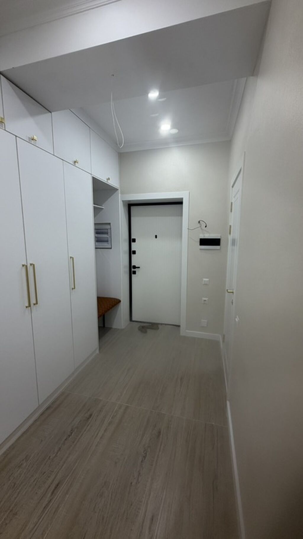 Элитка, 2 ком, 75 м2, этаж 7/14, ж/к BROOKLYN, Сост: Хорошее - фото 1