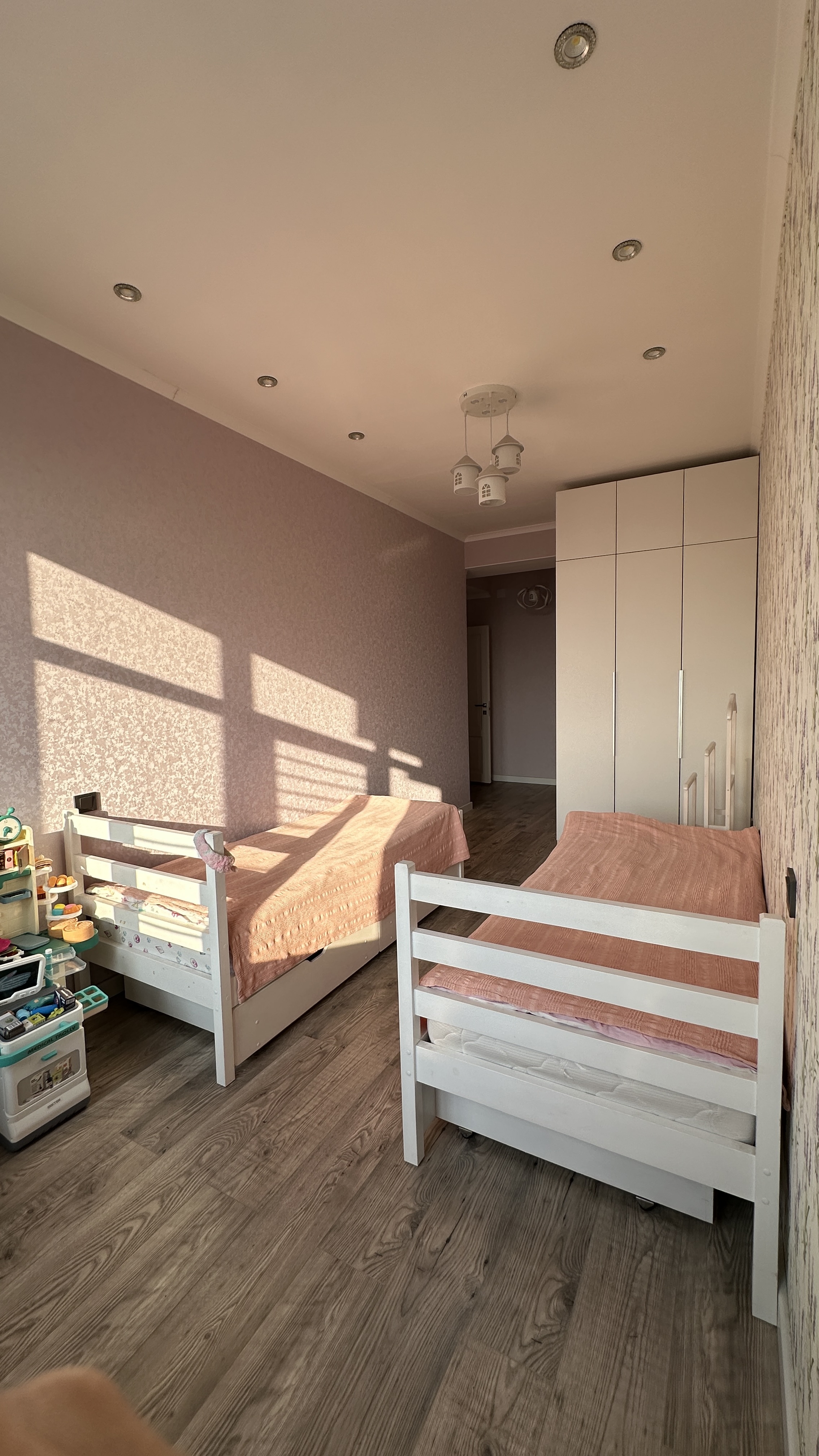Элитка, 3 ком, 80 м2, этаж 12/12, ж/к ЖК Чатыр-Куль, Сост: Евроремонт - фото 2