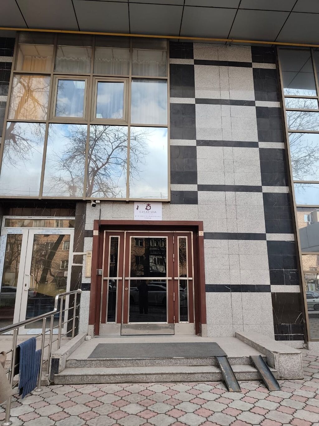 Офис, Коммерческая, 183 м2, этаж 3/6, Сост: Евроремонт - фото 2
