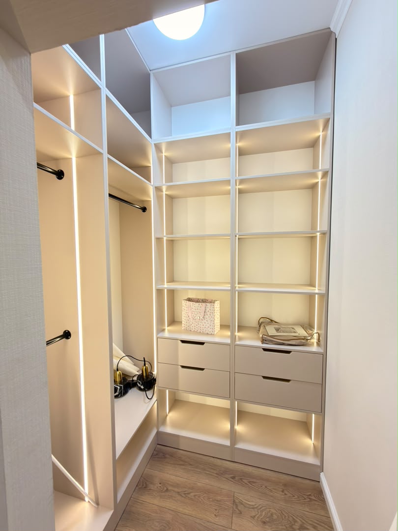 Элитка, 3 ком, 82 м2, этаж 9/14, ж/к Кап Строй Сити (Capstroy City), Сост: Евроремонт - фото 4