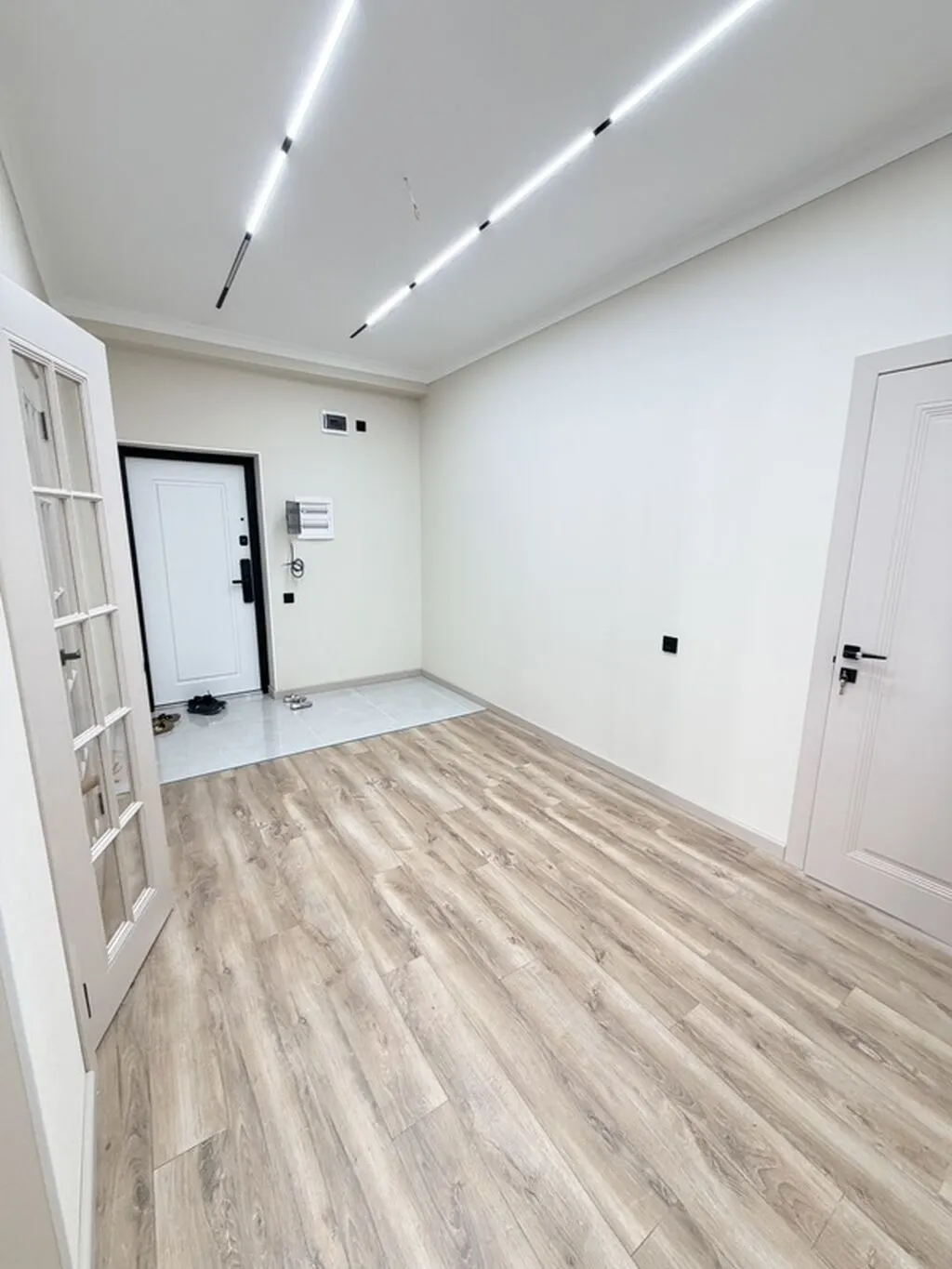 Элитка, 2 ком, 78 м2, этаж 12/16, ж/к Tokyo (Токио), Сост: Евроремонт - фото 5