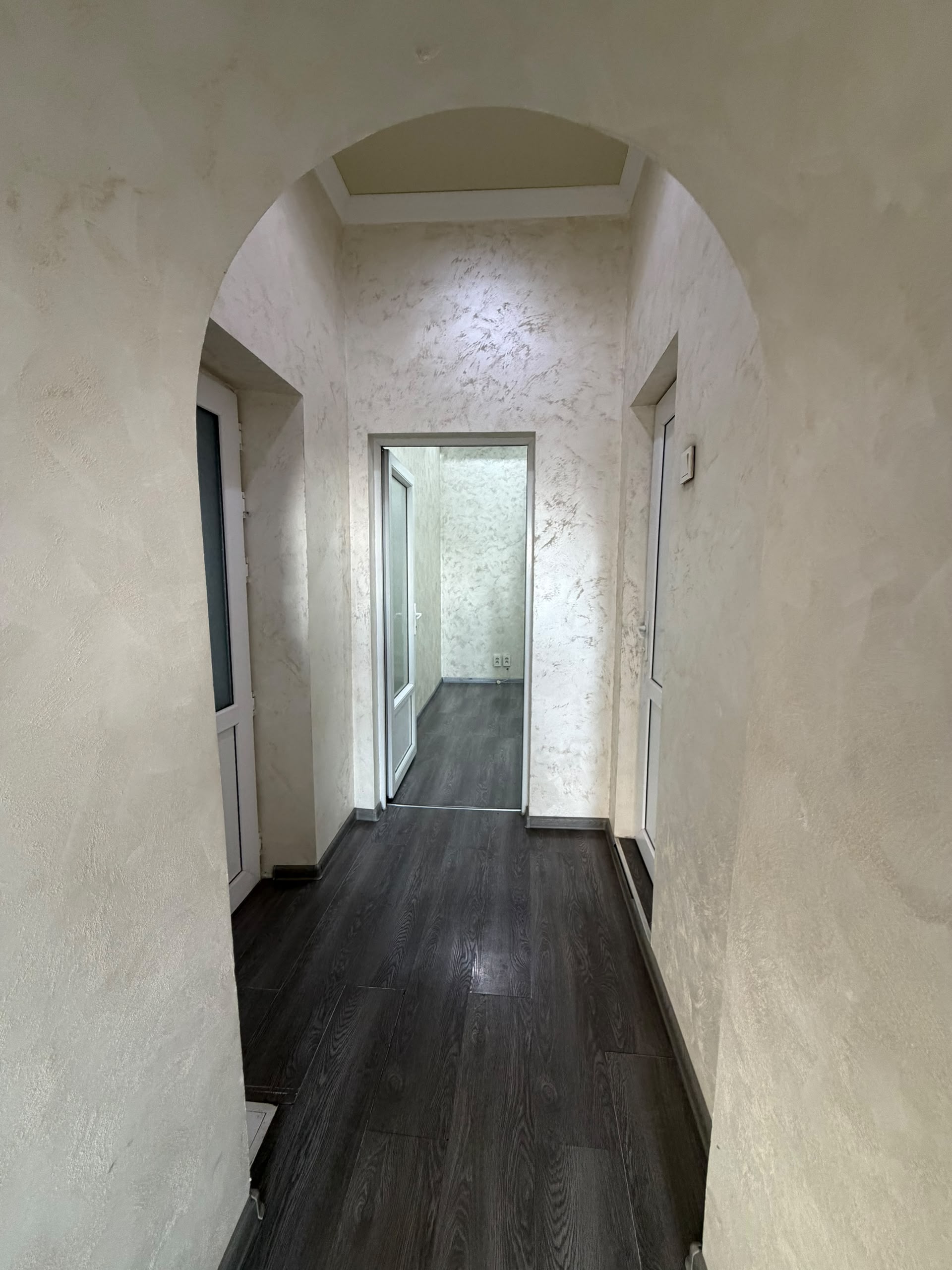 Офис, Коммерческая, 60 м2, этаж 1/4, Сост: Хорошее - фото 5