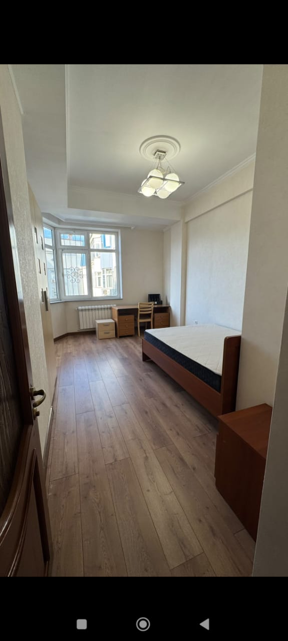 Элитка, 3 ком, 130 м2, этаж 8/10, ж/к Акун, Сост: Хорошее - фото 8