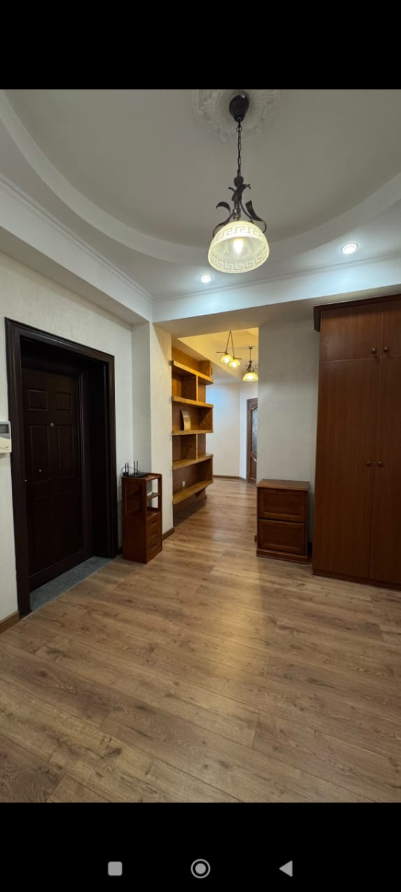 Элитка, 3 ком, 130 м2, этаж 8/10, ж/к Акун, Сост: Хорошее - фото 11