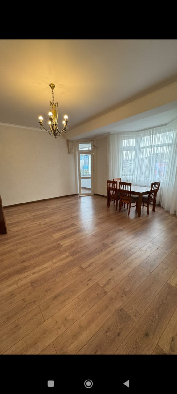 Элитка, 3 ком, 130 м2, этаж 8/10, ж/к Акун, Сост: Хорошее - фото 12