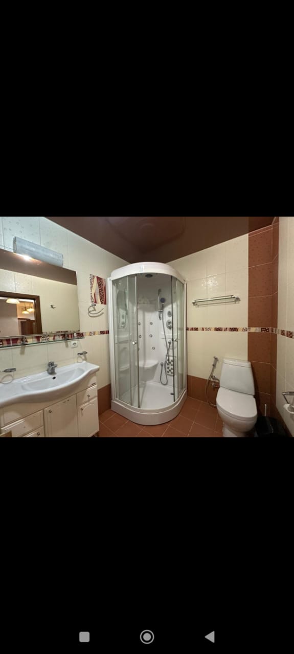 Элитка, 3 ком, 130 м2, этаж 8/10, ж/к Акун, Сост: Хорошее - фото 20