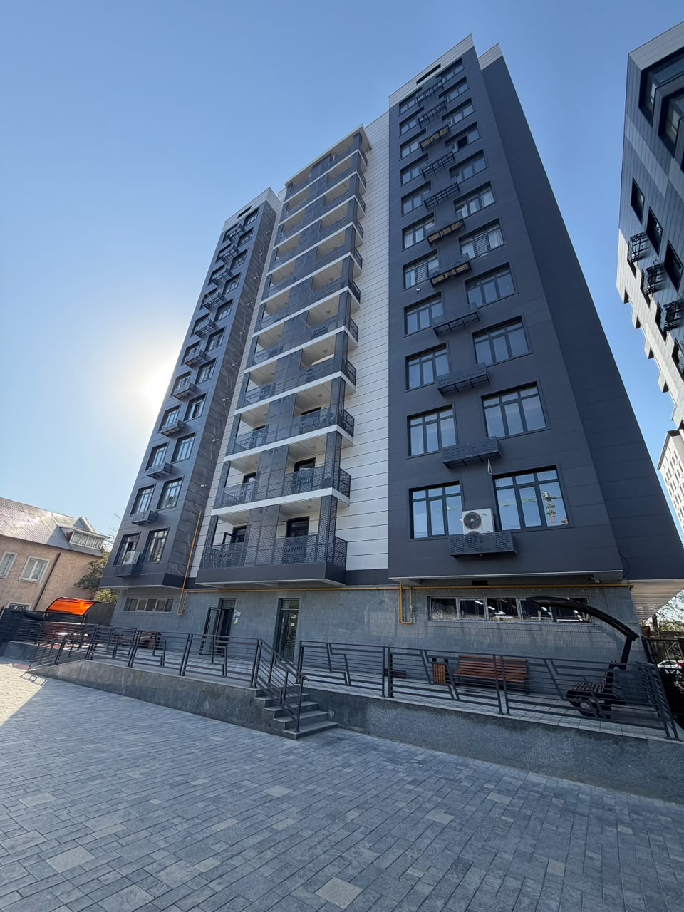 Элитка, 3 ком, 80 м2, этаж 9/12, ж/к Симфония, Сост: Хорошее - фото 8