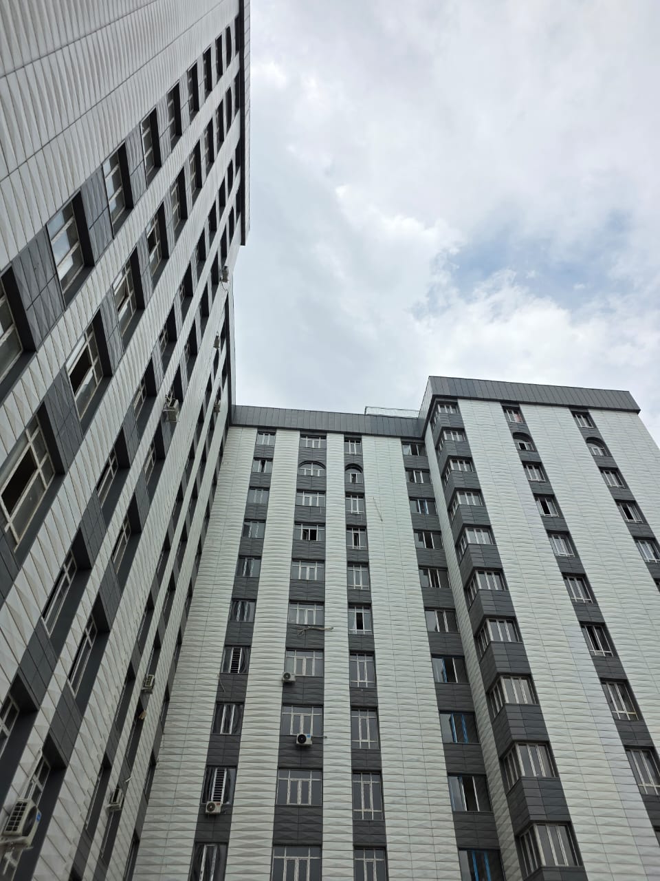 Элитка, 1 ком, 40 м2, этаж 12/13, ж/к Достук, Сост: Хорошее - фото 9