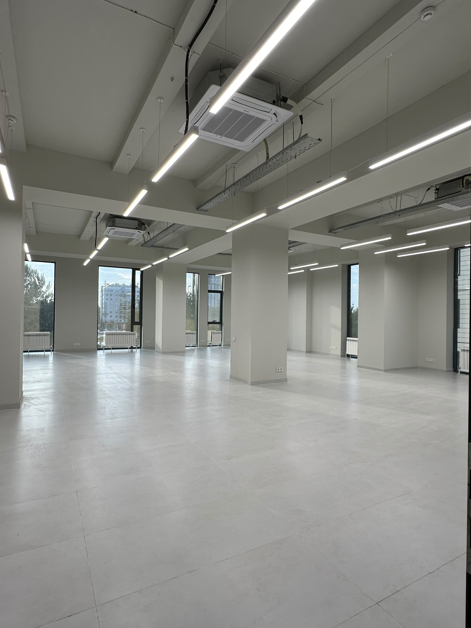 Офис, Коммерческая, 220 м2, этаж 3/14, Сост: Евроремонт - фото 12