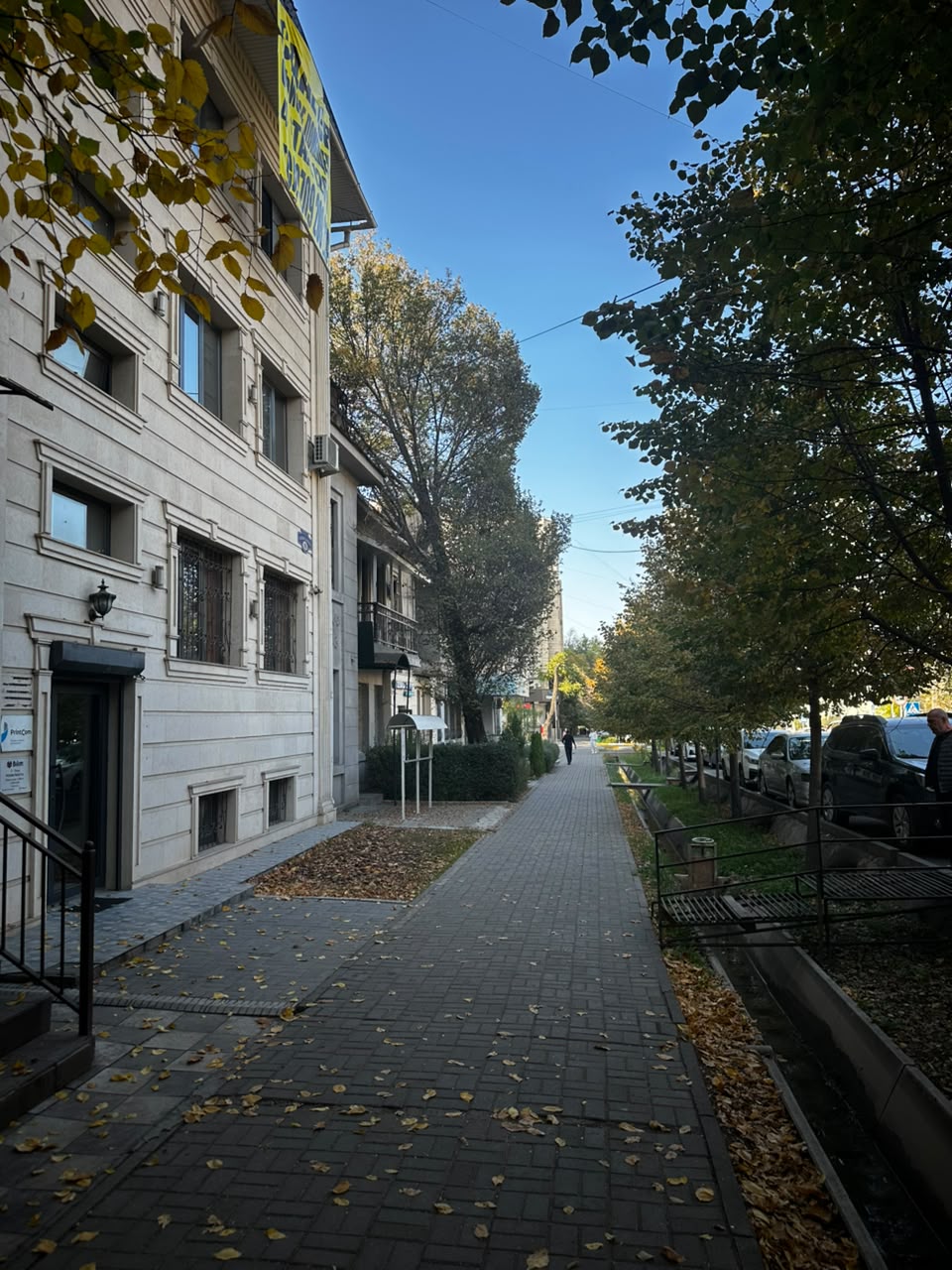 Офис, Коммерческая, 126 м2, этаж 4/4, Сост: Евроремонт - фото 3
