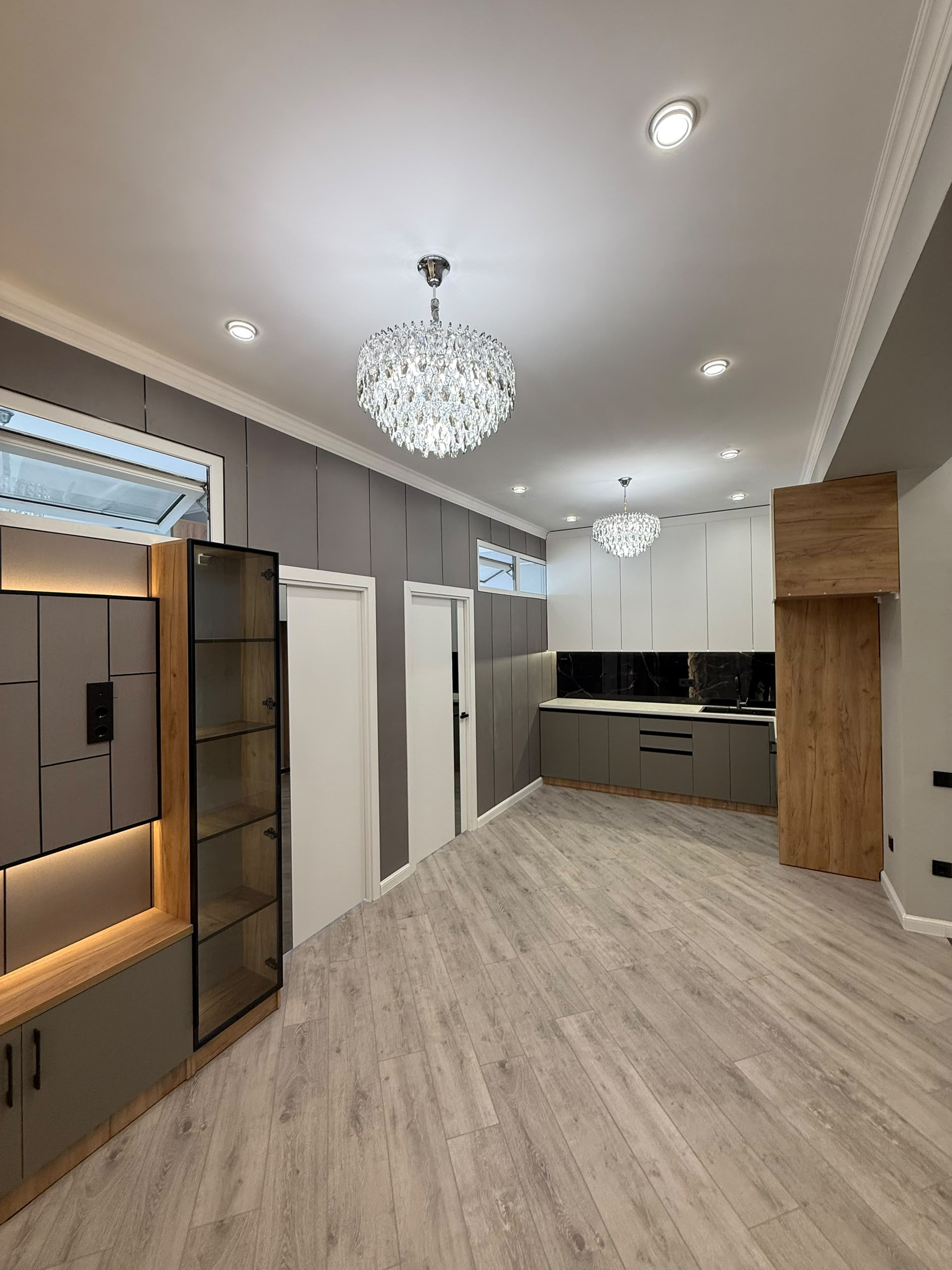 Элитка, 50 м2, этаж 12/12, ж/к ЖД Грейс, Сост: Евроремонт - фото 1