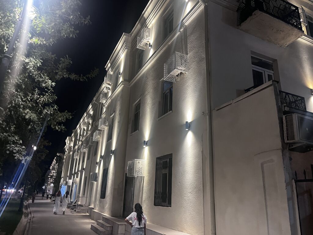 3 ком, Сталинка, 70 м2, этаж 3/3 - фото 1