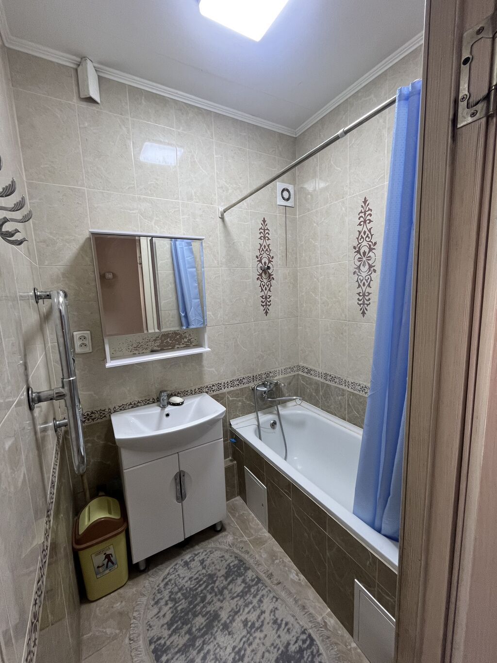 3 ком, Сталинка, 70 м2, этаж 3/3 - фото 6