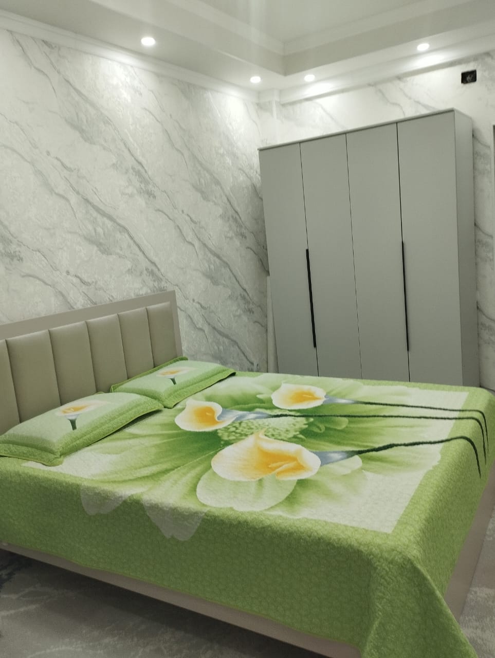 Элитка, 70 м2, этаж 3/14, ж/к ДеЛюкс (DELUXE), Сост: Евроремонт - фото 1