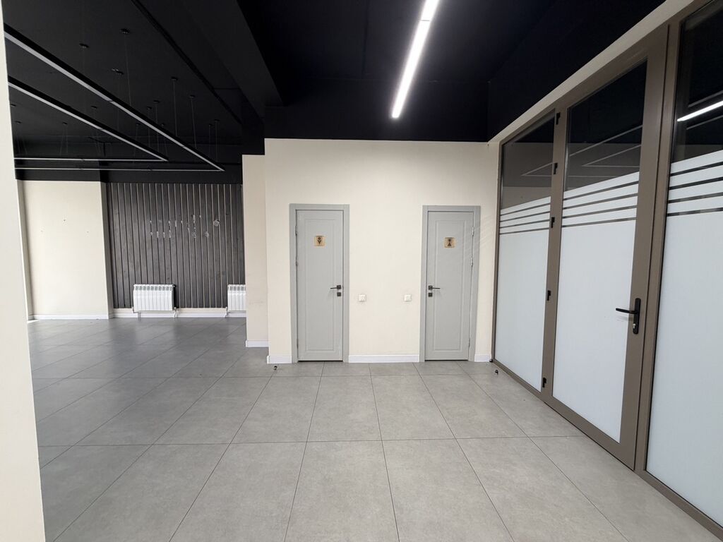 Офис, Коммерческая, 200 м2, этаж 3/12, Сост: Евроремонт - фото 12