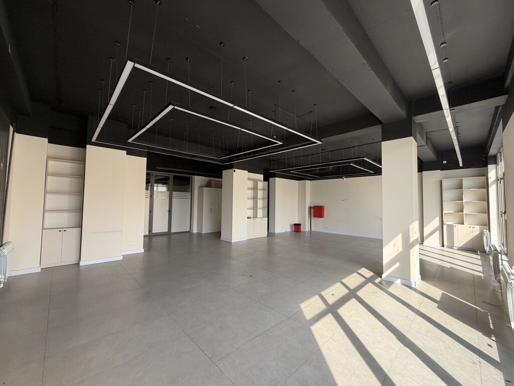 Офис, Коммерческая, 200 м2, этаж 3/12, Сост: Евроремонт - фото 15