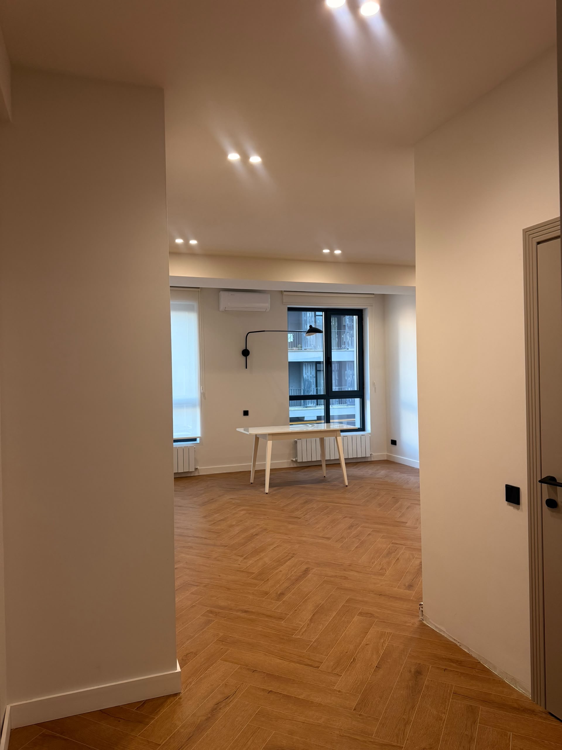 Элитка, 2 ком, 59 м2, этаж 2/12, ж/к Кап Строй Сити (Capstroy City), Сост: Евроремонт - фото 2