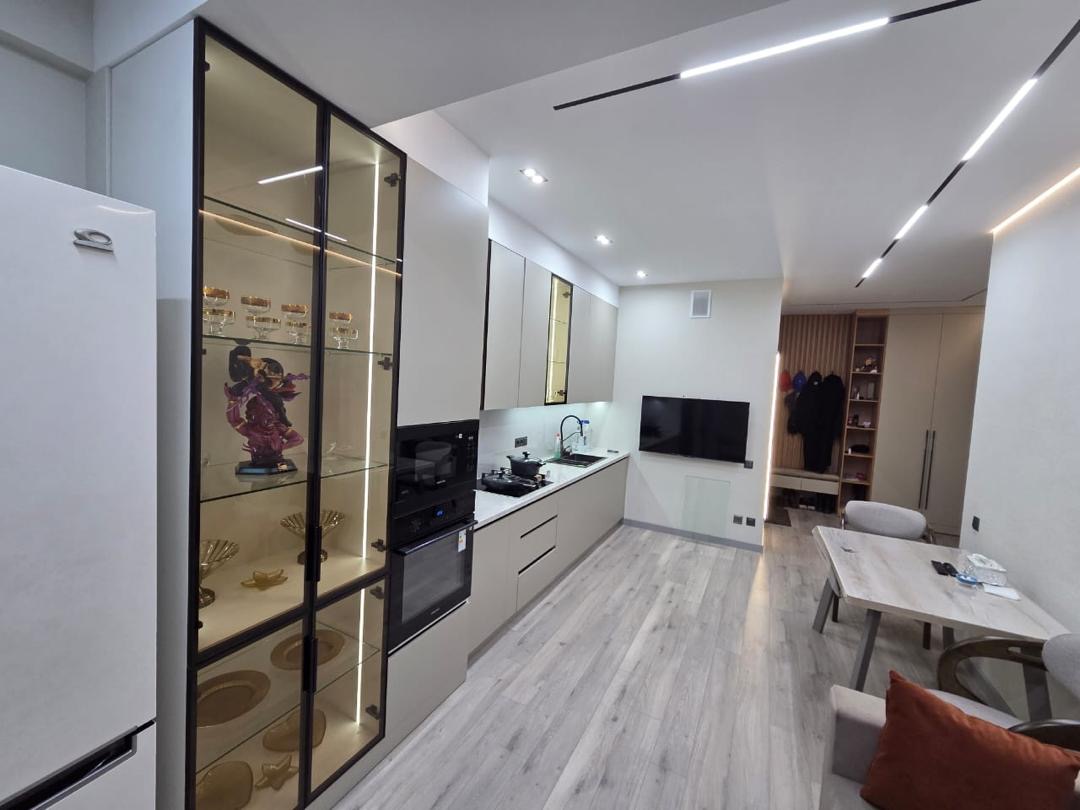 Аренда, Элитка, 45 м2, этаж 4/15, ж/к Миллениум (Millenium), Сост: Евроремонт - фото 2