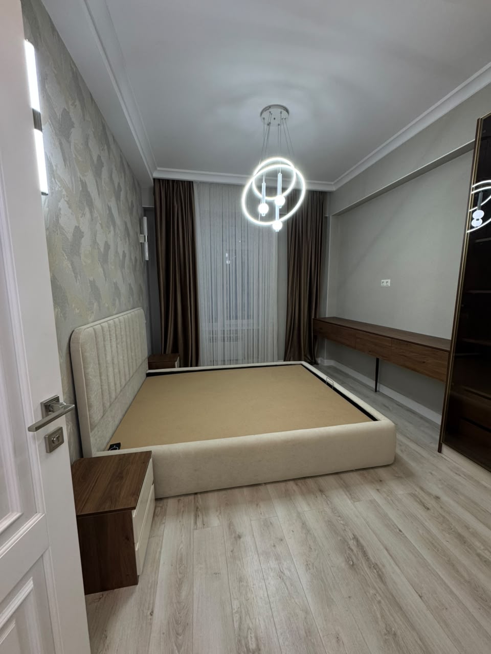 Элитка, 3 ком, 93 м2, этаж 3/12, ж/к Арт Сити (Art City), Сост: Евроремонт - фото 3