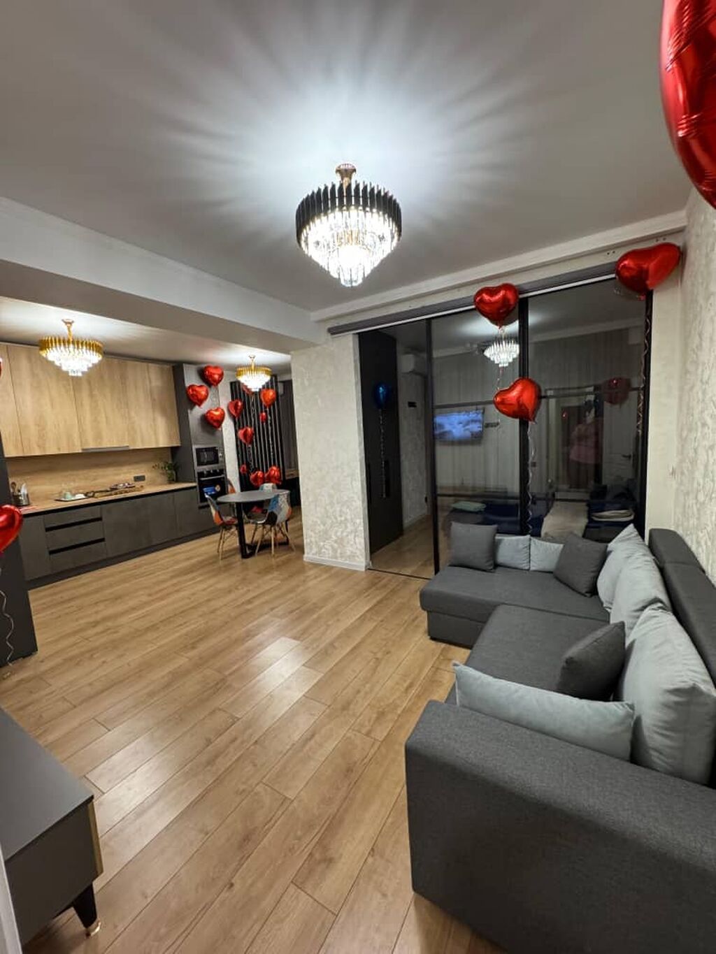 Элитка, 2 ком, 60 м2, этаж 10/13, ж/к Кут Центр (Kut Center), Сост: Евроремонт - фото 1