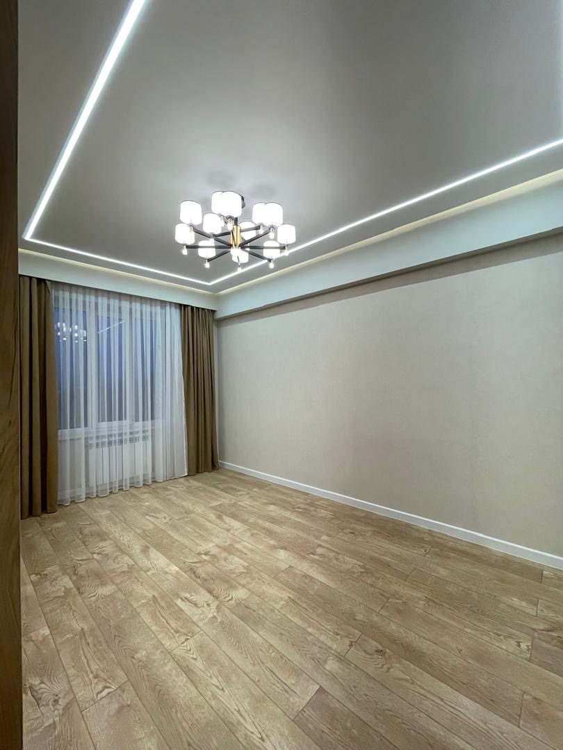 Элитка, 70.2 м2, этаж 8/12, ж/к Эмель, Сост: Евроремонт - фото 6