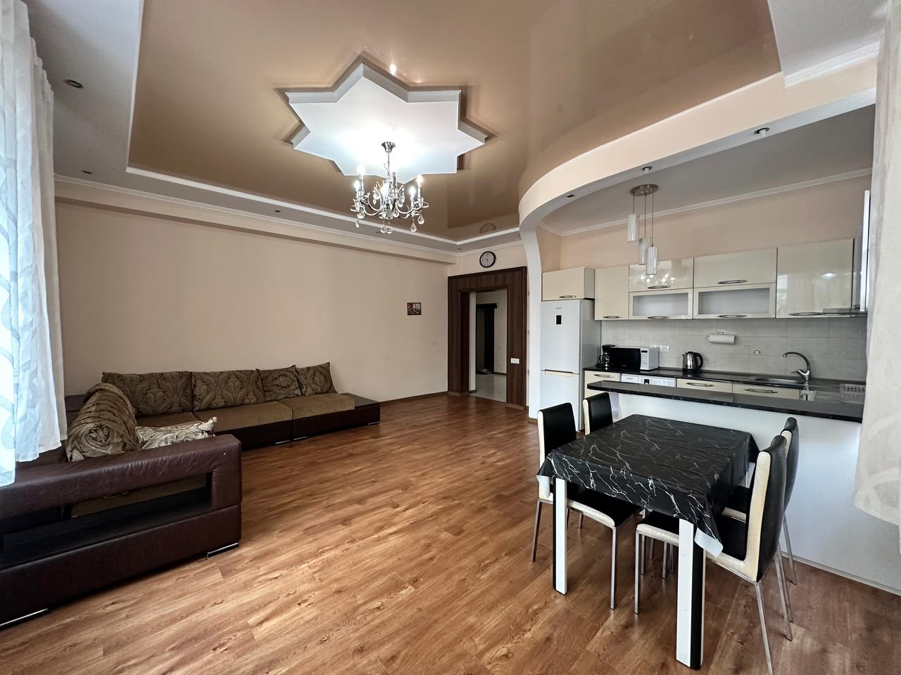 Элитка, 3 ком, 100 м2, этаж 4/10, ж/к Московия, Сост: Хорошее - фото 6
