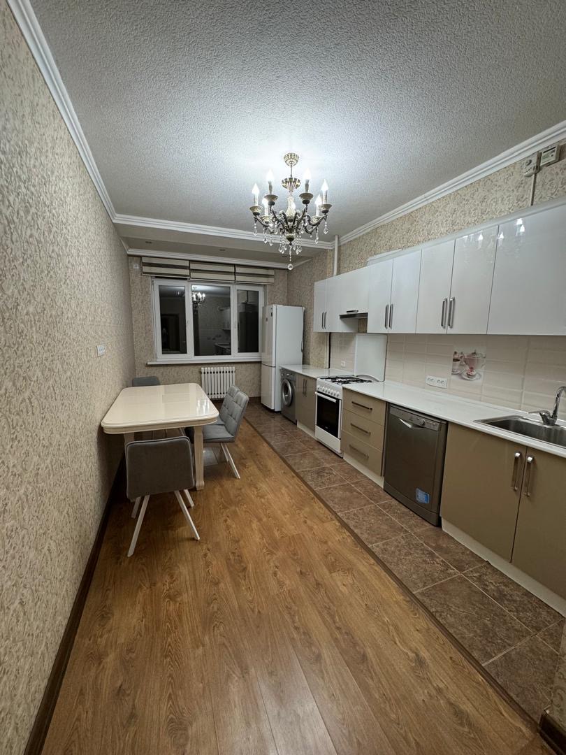 Элитка, 3 ком, 105 м2, этаж 5/12, ж/к 7 Небо, Сост: Евроремонт - фото 5