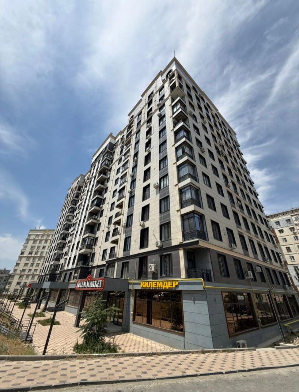 Элитка, 1 ком, 47.2 м2, этаж 12/13, ж/к 12 avenue, Сост: Евроремонт - фото 1