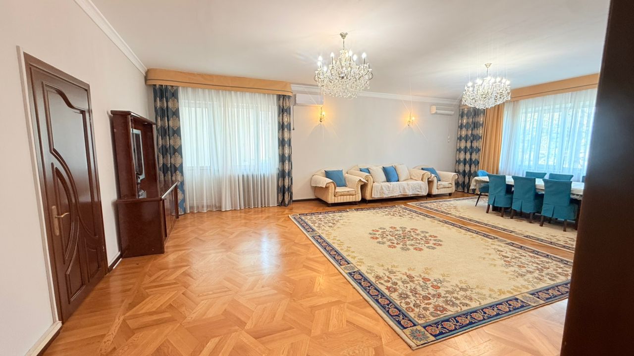 Аренда, Индивидуальный проект, 4 ком, 210 м2, этаж 3/6, Сост: Евроремонт - фото 1