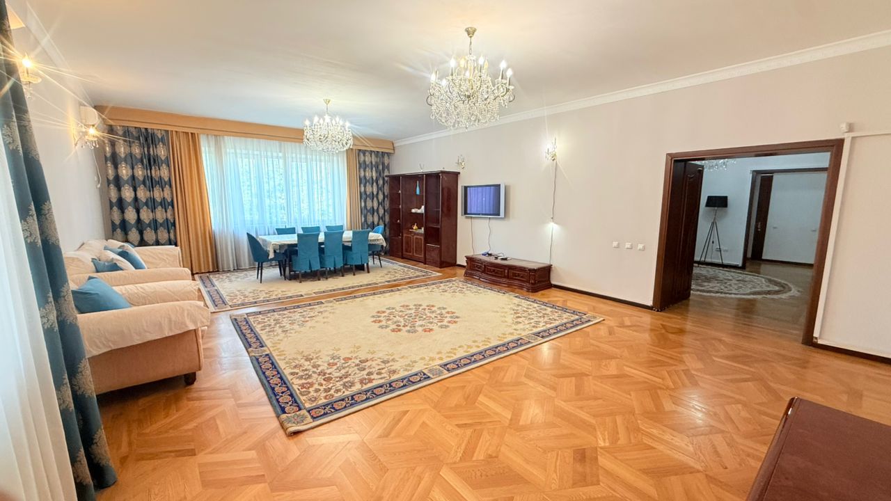 Аренда, Индивидуальный проект, 4 ком, 210 м2, этаж 3/6, Сост: Евроремонт - фото 2