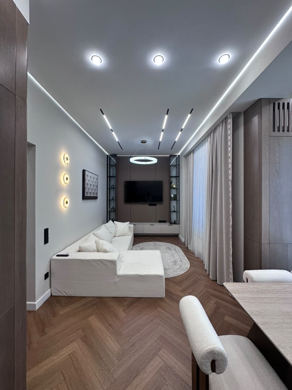 Элитка, 3 ком, 75 м2, этаж 1/10, ж/к Елисейские поля, Сост: Евроремонт - фото 2