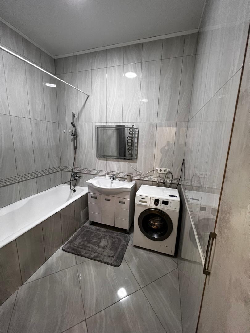 Элитка, 2 ком, 87 м2, этаж 3/15, ж/к Манхеттен, Сост: Евроремонт - фото 6
