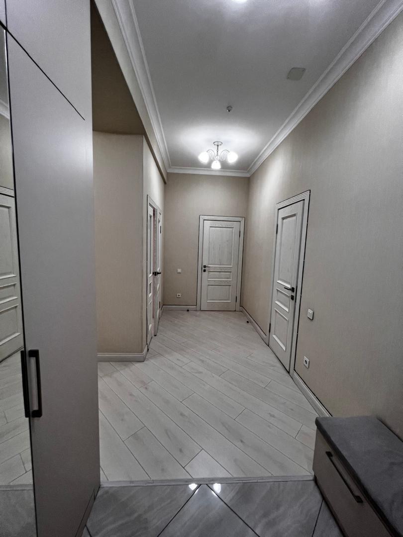 Элитка, 2 ком, 87 м2, этаж 3/15, ж/к Манхеттен, Сост: Евроремонт - фото 7