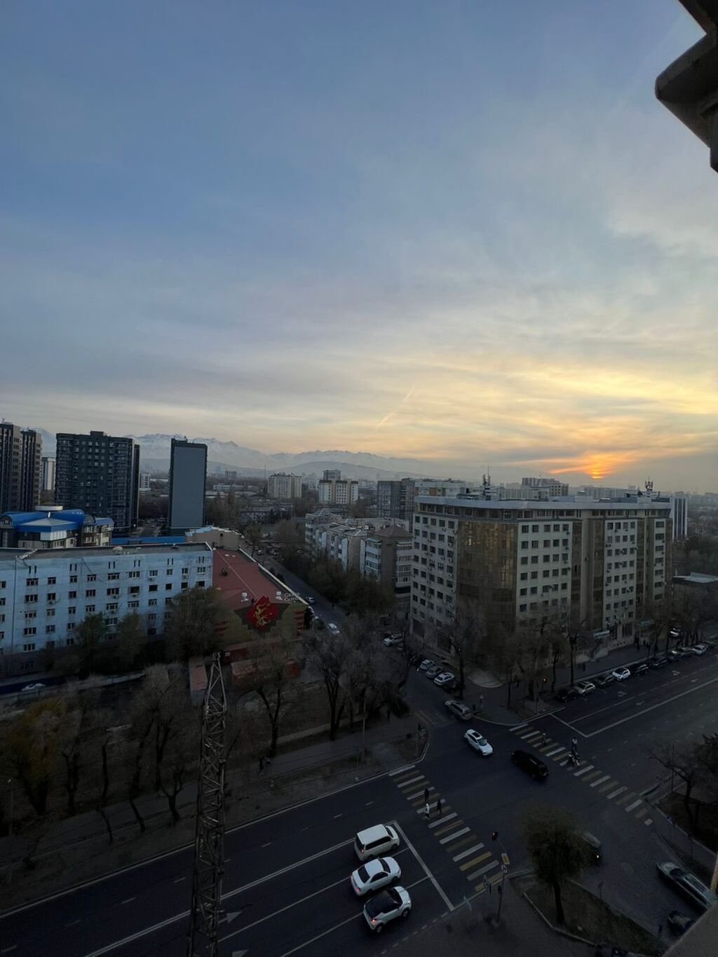 Элитка, 3 ком, 100 м2, этаж 11/14, Сост: Евроремонт - фото 10