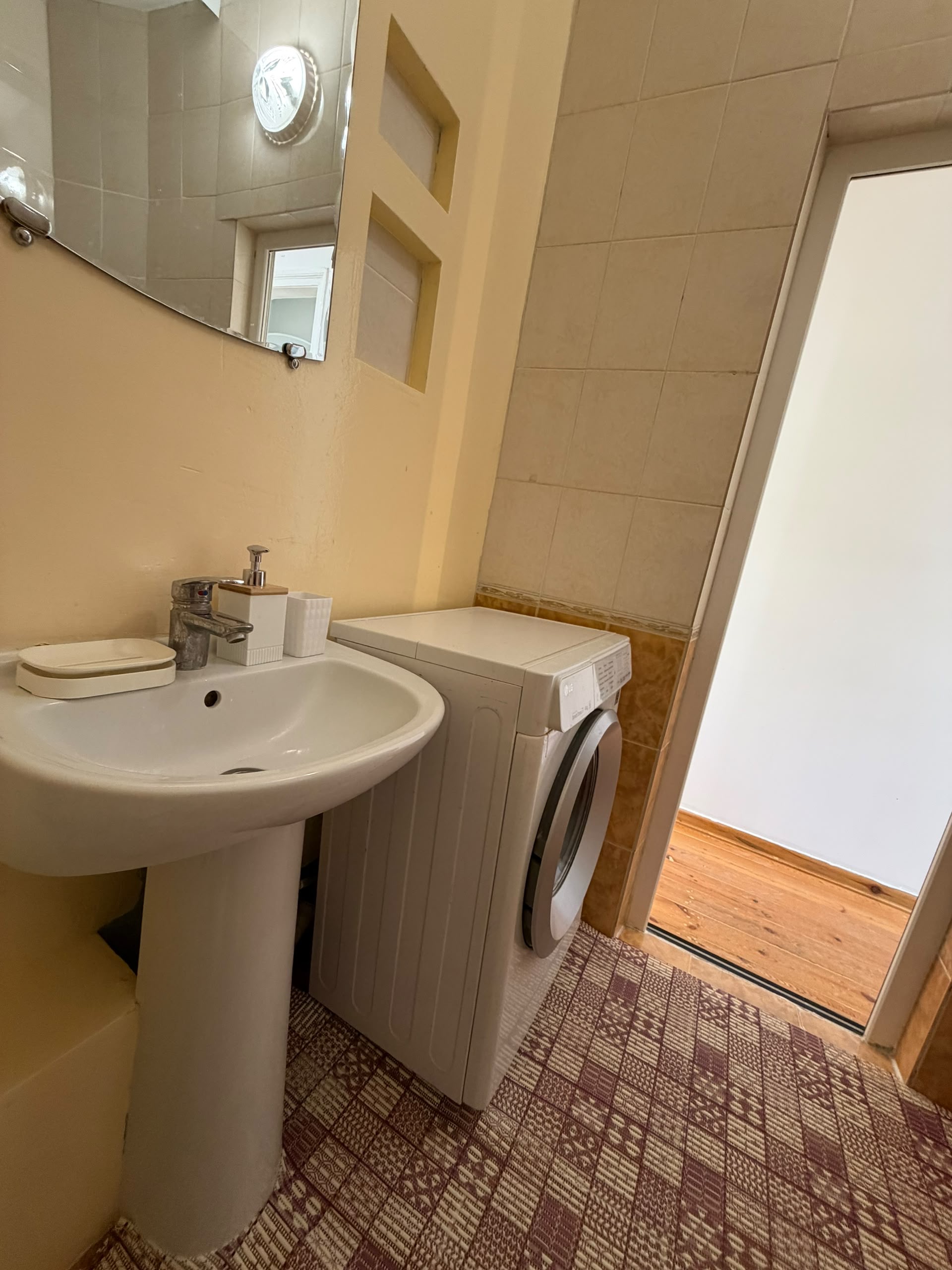 2 ком, Сталинка, 45 м2, этаж 2/2, Сост: Хорошее - фото 16