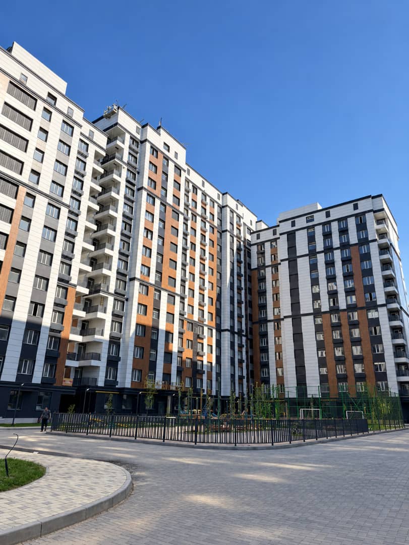 Элитка, 49 м2, этаж 8/12, ж/к Эмель, Сост: Сдан ПСО - фото 1