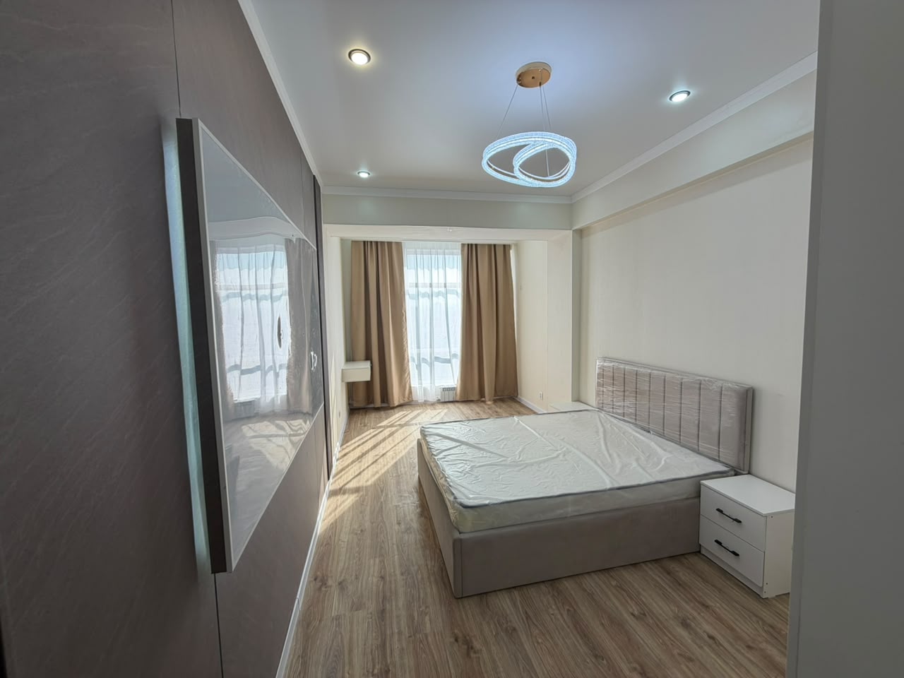 Элитка, 3 ком, 83 м2, этаж 13/16, ж/к Aalam City, Сост: Евроремонт - фото 4