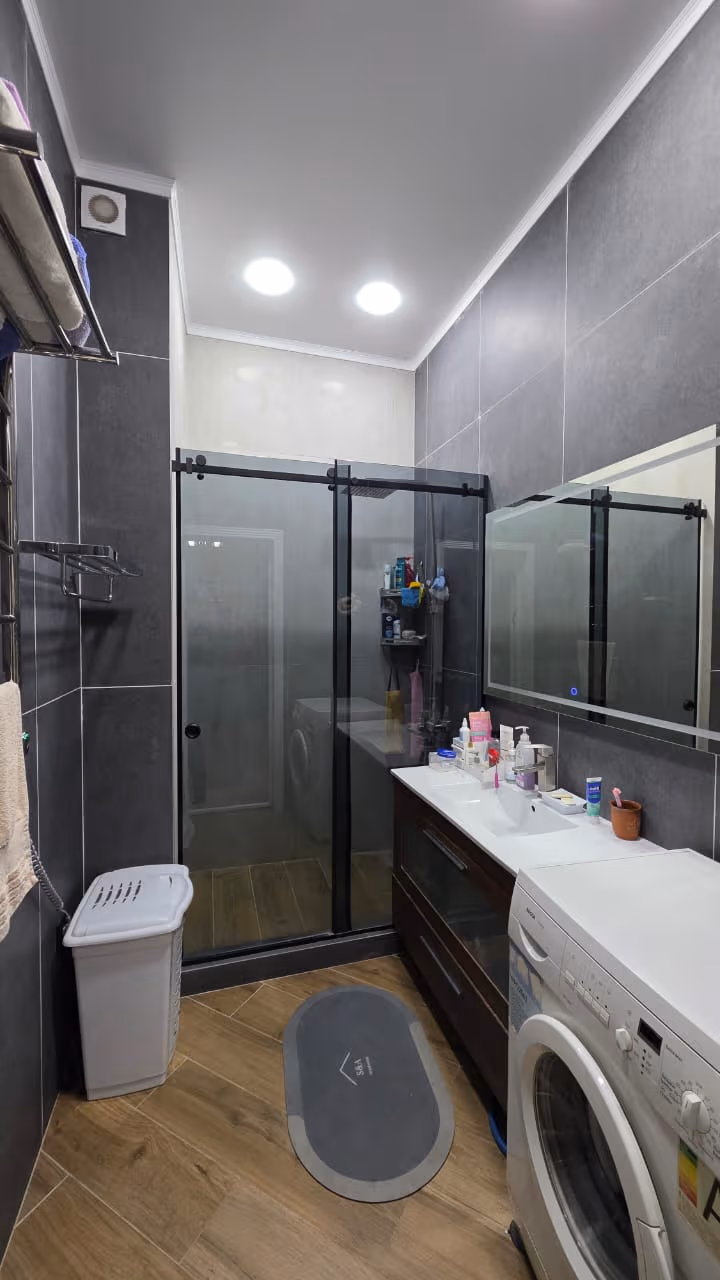 Элитка, 160 м2, этаж 9/9, ж/к Дебют, Сост: Евроремонт - фото 10