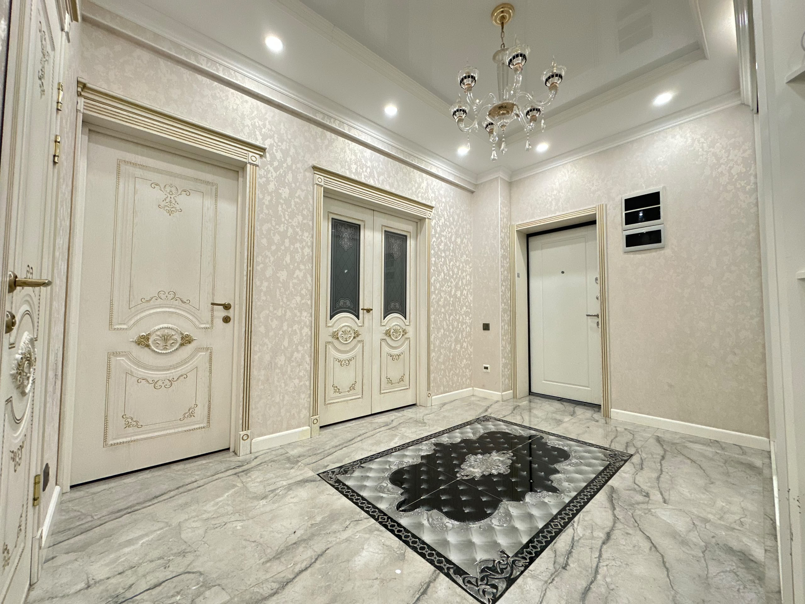 Элитка, 3 ком, 90 м2, этаж 4/13, ж/к Александрия (Alexandria), Сост: Евроремонт - фото 9