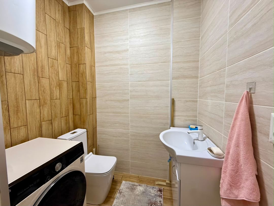 Элитка, 3 ком, 107 м2, этаж 8/15, ж/к Центриум Резиденс (Centrium Residents), Сост: Евроремонт - фото 11