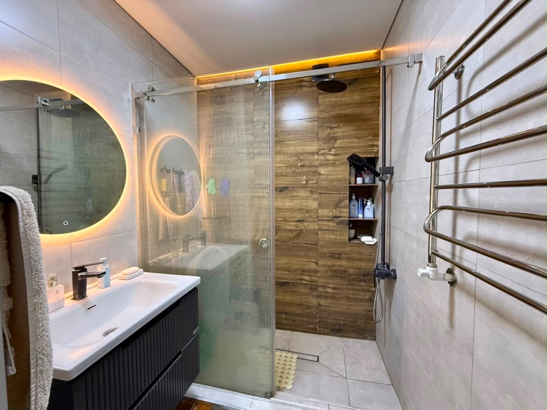 Элитка, 3 ком, 107 м2, этаж 8/15, ж/к Центриум Резиденс (Centrium Residents), Сост: Евроремонт - фото 13