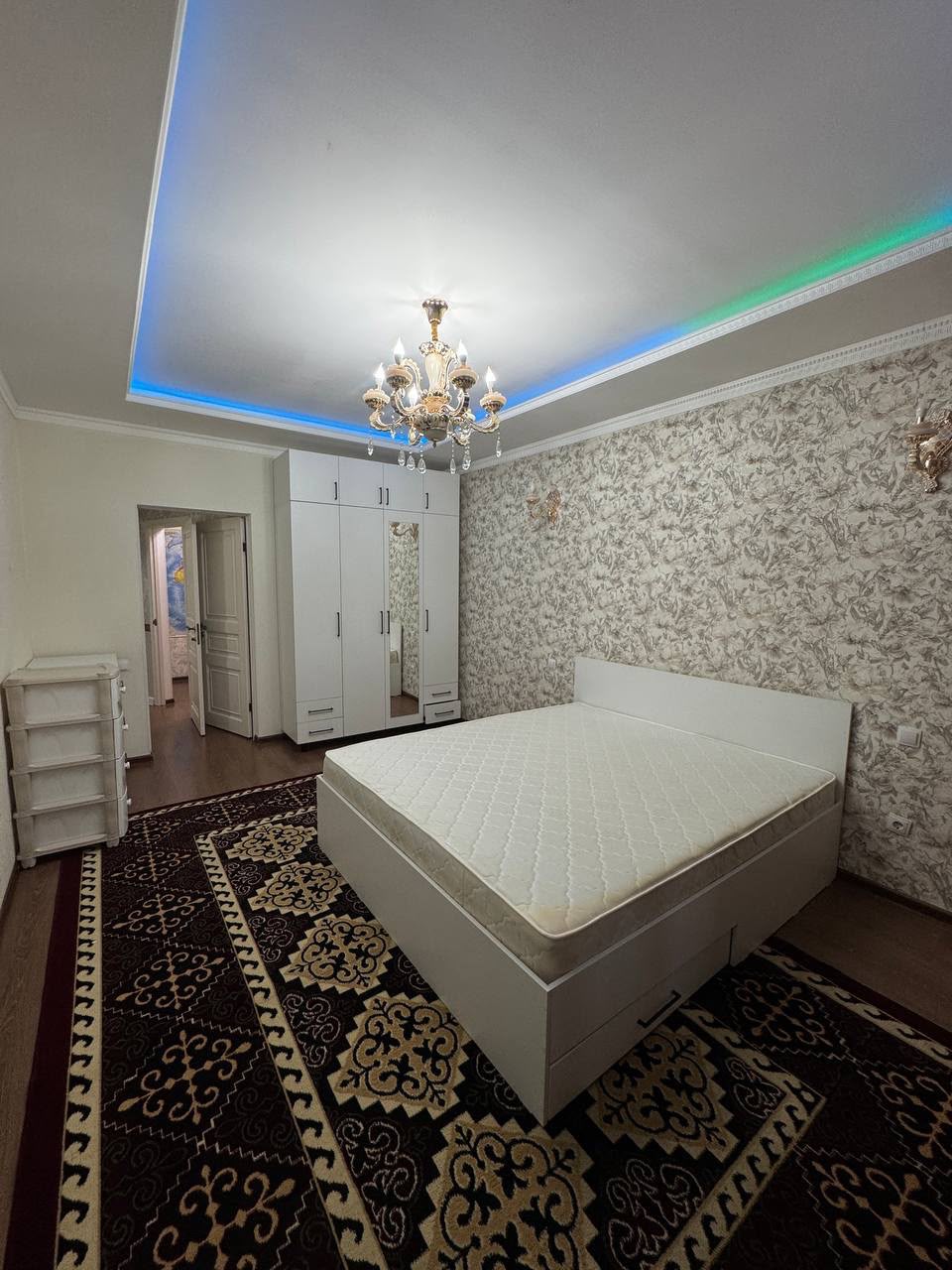 3 ком, 106 улучшенная, 100 м2, этаж 9/9, Сост: Евроремонт - фото 9