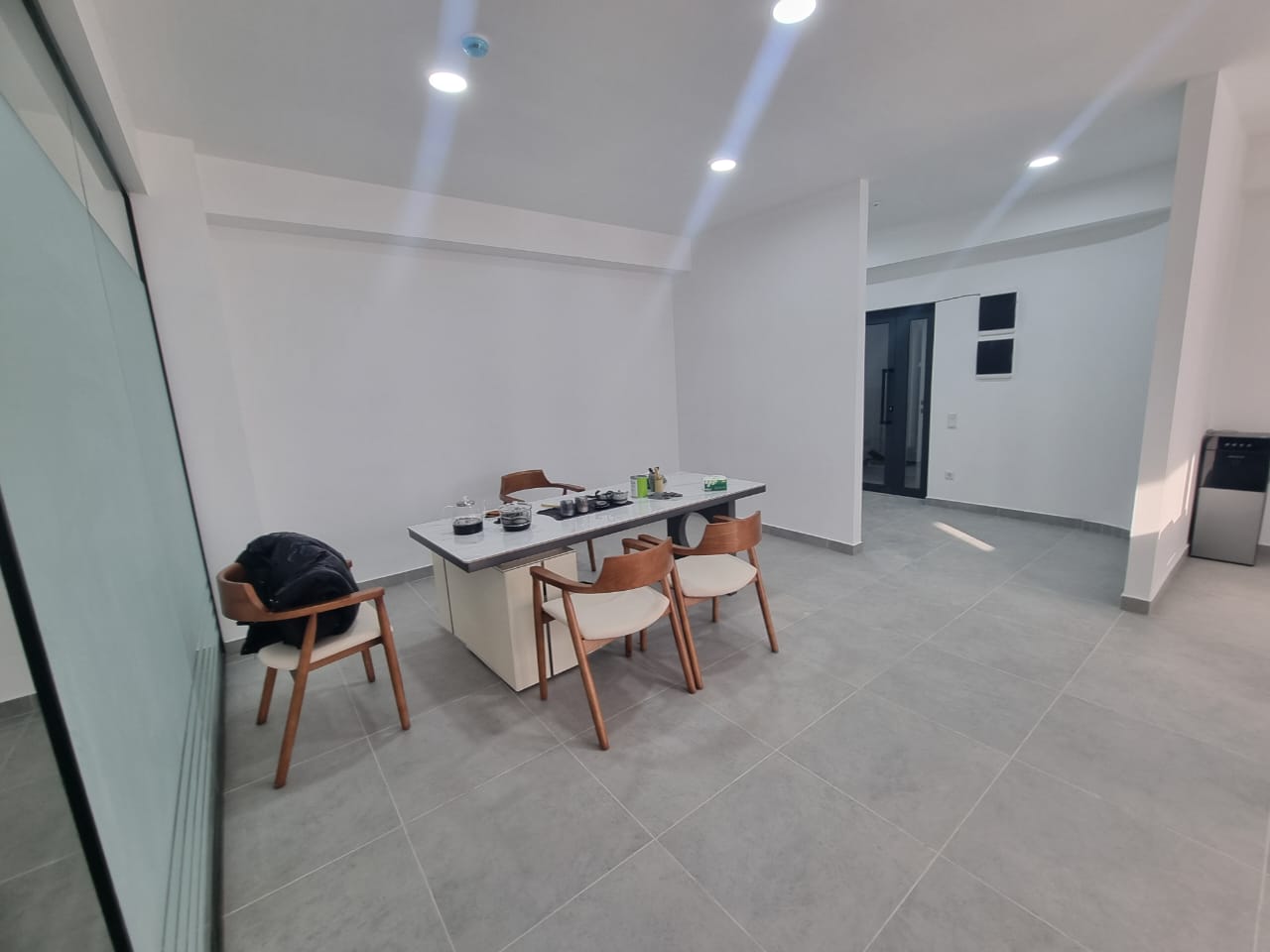 Коммерческая, 95 м2, этаж 10/15, Сост: Евроремонт - фото 14