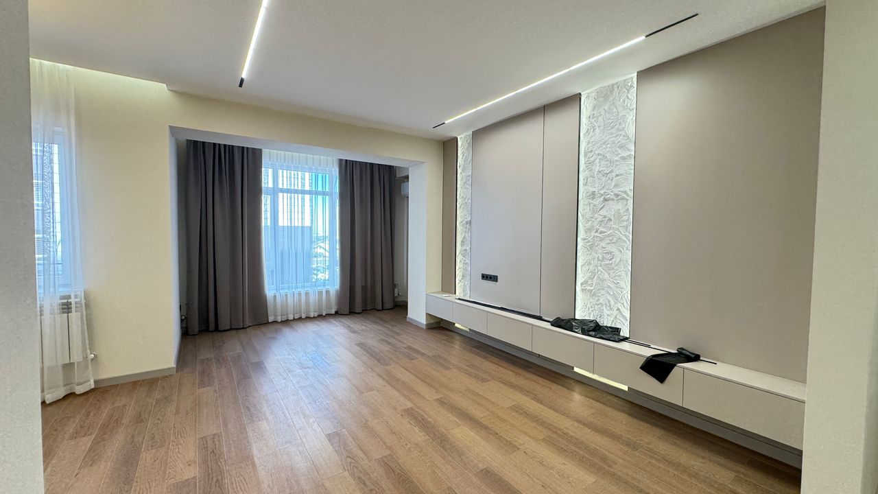 Элитка, 3 ком, 87 м2, этаж 4/14, ж/к Ихлас Джал-15, Сост: Евроремонт - фото 1