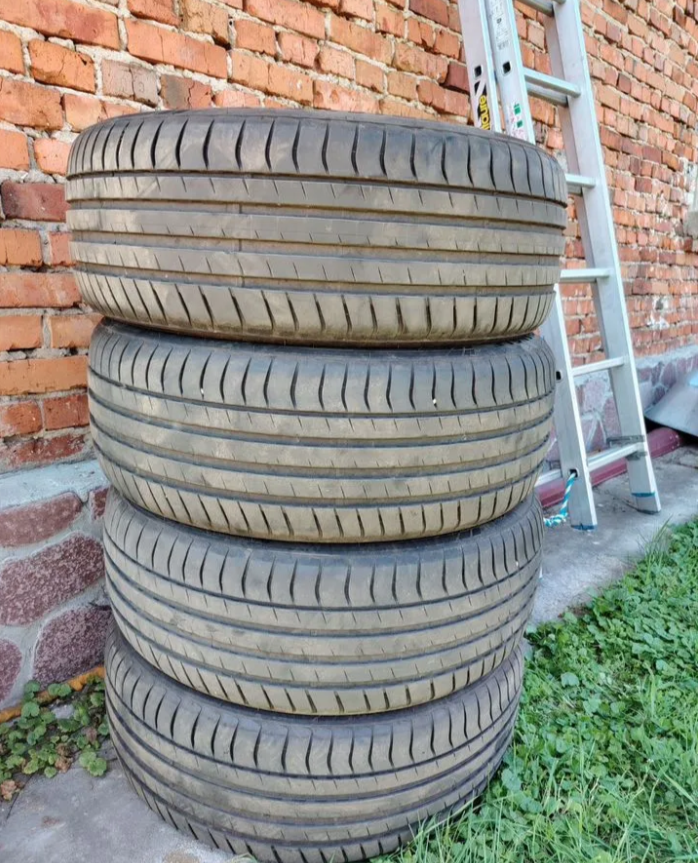 Kumho Solus HS63 225/55 R16