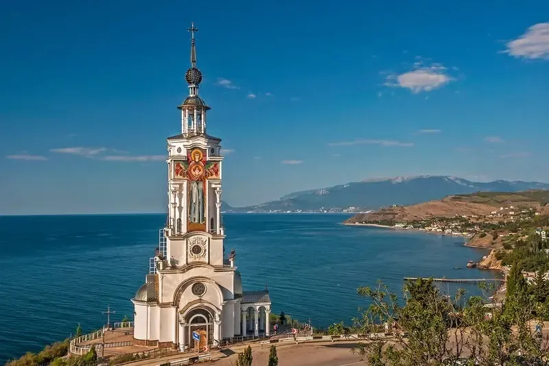 Храм-маяк Святителя Николая в Крыму 