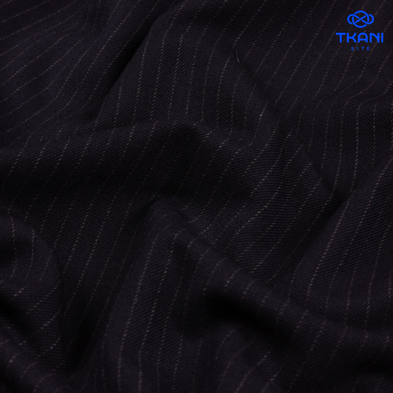 1551. Костюмная поливискоза. В полоску.