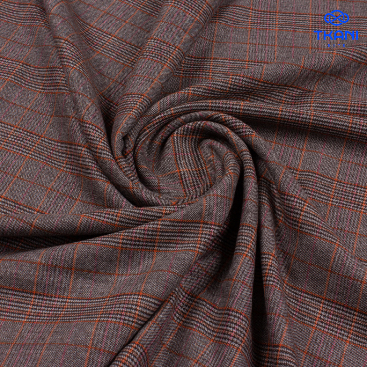 1557. Костюмная поливискоза. В клетку.