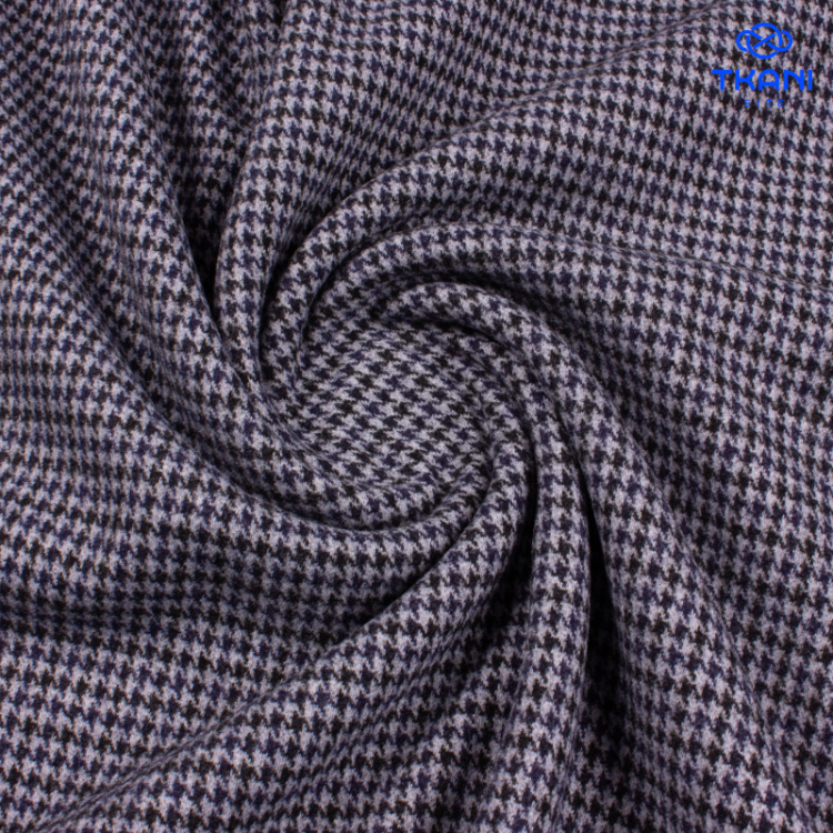 1617. Трикотажный твид с выработкой под фланель.